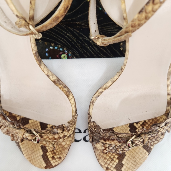 Gucci Heels - Picture 3 of 8